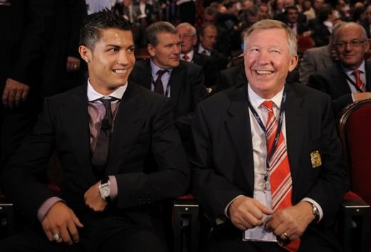 Anuntul lui Sir Alex l-a inghetat pentru o secunda pe Mourinho: Ronaldo nu poate juca impotriva noastra! E scris in contract :) Ce a spus despre revenirea lui CR7 la United: