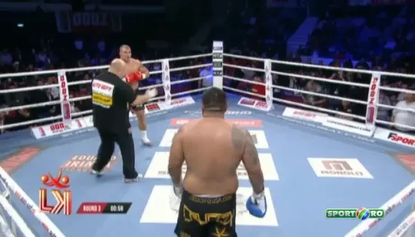 MIGHTY MO (USA) VS RAUL CATINAS(ROMANIA)