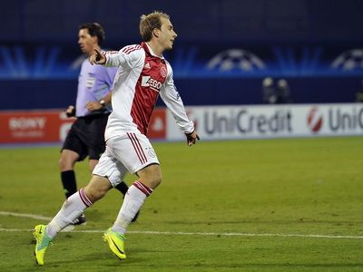 Calificarea se rezolva de acum! Stelistii primesc cel mai tare cadou de Craciun: Ajax isi vinde vedeta pe o suma FABULOASA!