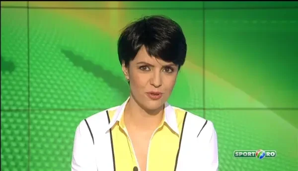 SHOW SENZATIONAL facut de Hagi si Popescu in sala! Ianis l-a RUPT pe unchiul Popescu si a fost certat de Hagi! VIDEO