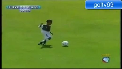 VIDEO Barca transfera un nou Messi! Pustiul FENOMEN din Brazilia! Are doar 11 ani si abia se vede pe teren! Vezi cum dribleaza: