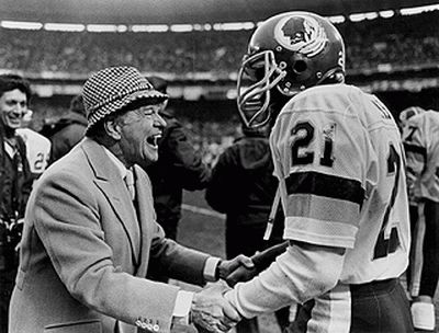 Un canadian a fost primul BIG BOSS din sportul american! 1 ianuarie 1969,