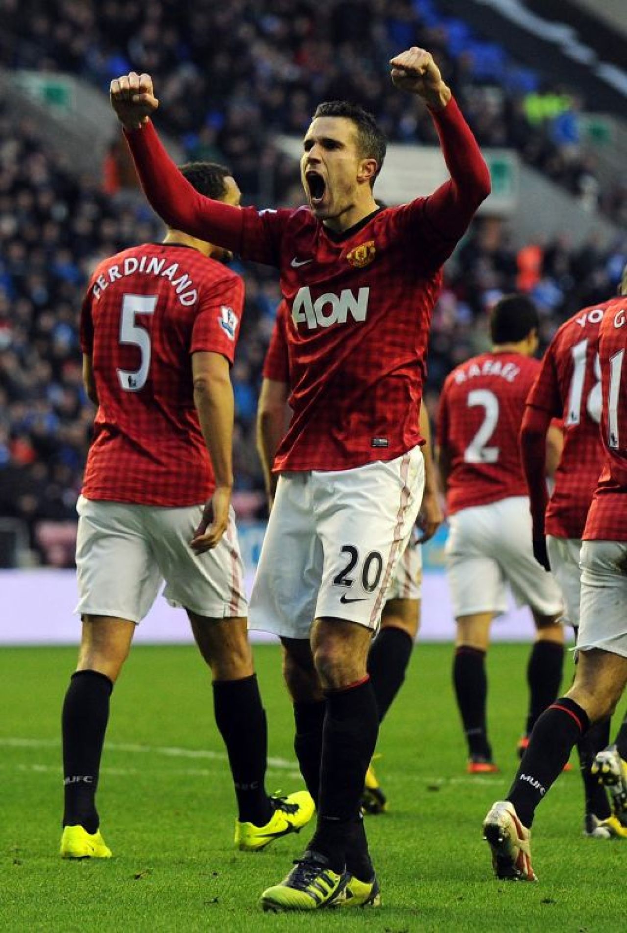Galeria Zilei: RVP a facut SHOW in Anglia! E la un pas de titlu cu United si golgheter intr-un campionat de miliarde de euro! CLICK AICI pentru FOTO:_1
