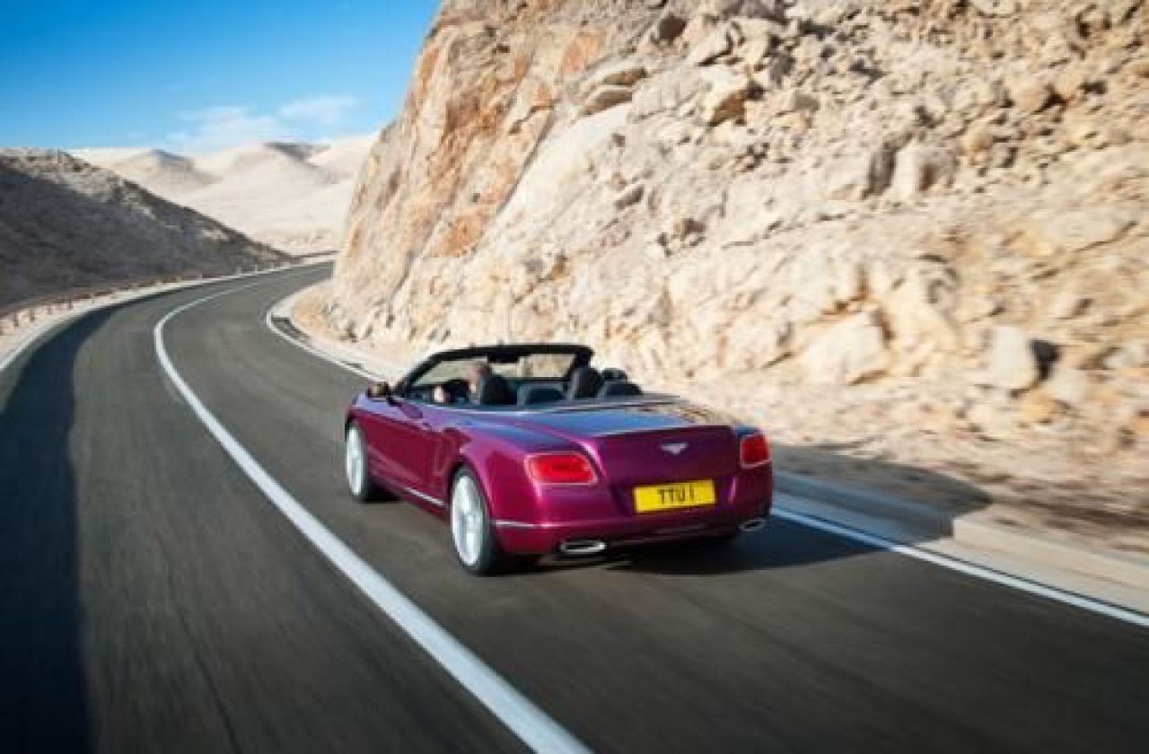 FOTO Prima lansare oficiala din 2013! Bentley a anuntat cea mai rapida DECAPOTABILA din lume! Vezi cum arata:_1