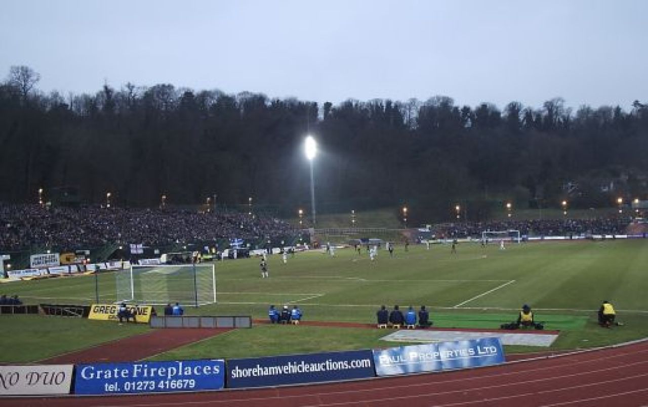 Din prea multa dragoste de fotbal. Povestea celui mai GENEROS SUPORTER din istorie: i-a facut un cadou de 100 de milioane de euro echipei sale favorite_7