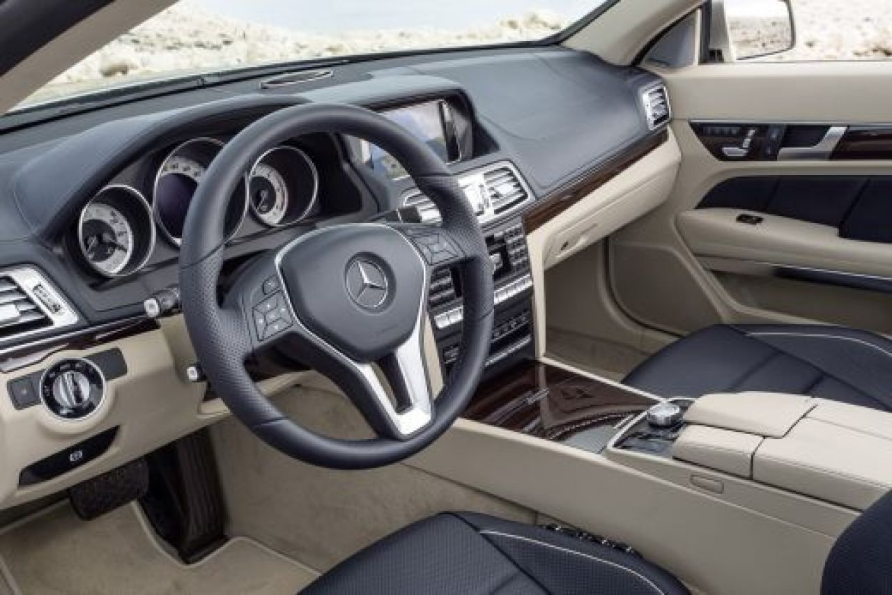 FOTO O noua lansare marca Mercedes! Cum arata clasa E coupe si cabrio! Ce modificari au facut nemtii:_15