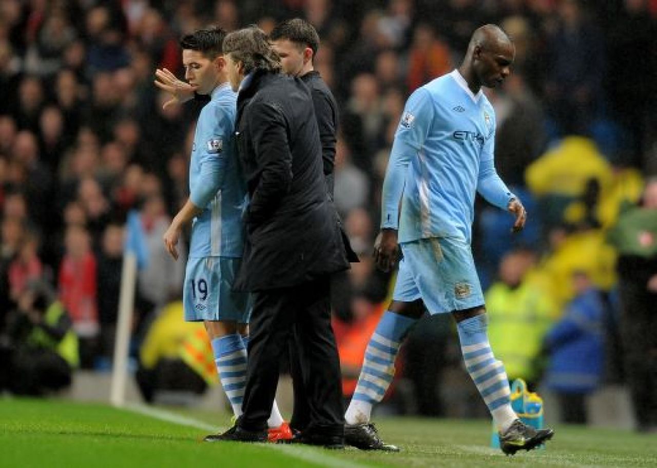 Galeria Zilei: Mancini vs. Balotelli! Imagini de senzatie din vremea in care se intelegeau de minune! Cum s-a ajuns de la 'why always me' la bataie pe teren! FOTO_8