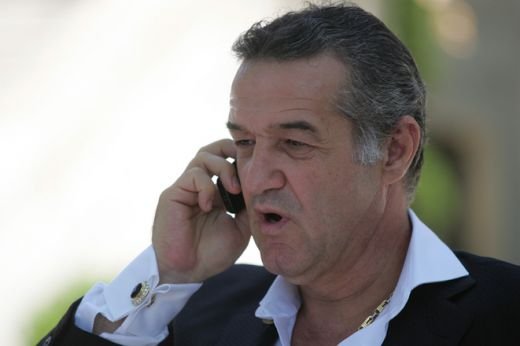 Transferul care i-a inflamat pe stelisti! Becali a raspuns la telefon si a auzit fraza asta: "Gigi, ce cauta ei la negocieri?"