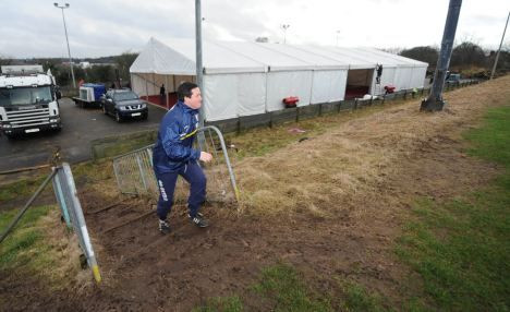 ALERTA! Liverpool va juca pe un stadion inundat! Imagini senzationale cu terenul de 7500 de locuri: FOTO_2