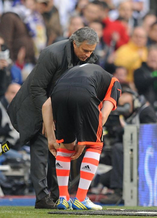 Seara in care aroganta s-a transformat in umilinta: Mourinho si-a dat autogol! Ce a facut Casillas in cele 4 minute in care s-a pregatit sa intre pe teren: