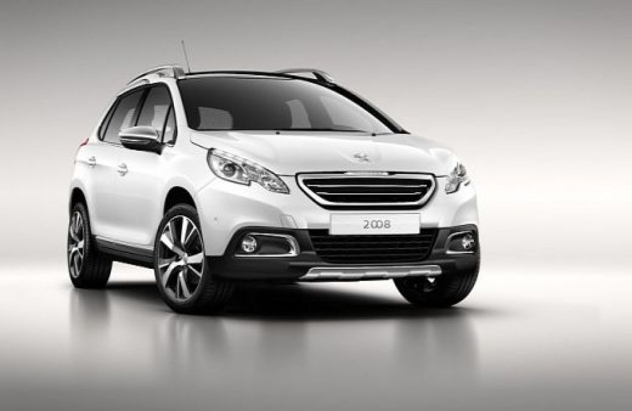 FOTO Atac la Nissan Juke! Peugeot a lansat oficial 2008 SUV! Cum arata:_2