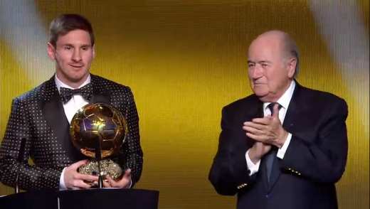 Messi, Messi, Messi, Messi! Super starul Barcelonei a batut un nou record! Messi a castigat Balonul de Aur 2012! Reactia emotionanta dupa primirea trofeului:_18