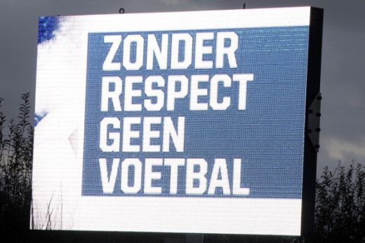 O societate vindecata prin fotbal! Probleme teribile scoase la suprafata de o TRAGEDIE! Ce gest fantastic va face Ajax dupa dubla cu Steaua:_4