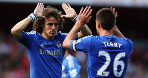 Surpriza anului vine de la Chelsea! David Luiz si-a TUNS PLEATA si va aparea cu un nou look! POZA CRIMINALA postata de mama sa pe Twitter :)) FOTO_3