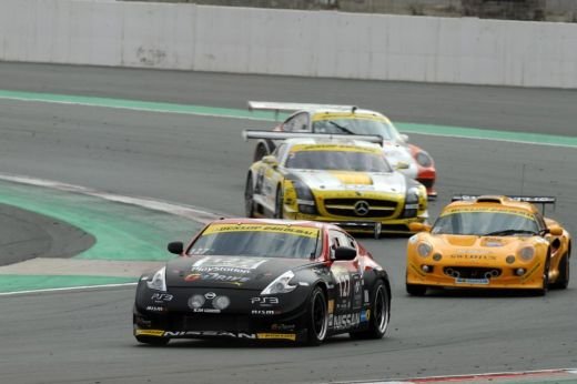 Visul oricarui gamer! Au trait jocul si au realizat o performanta uluitoare! Castigatorii Nissan GT Academy au avut un rezultat spectaculos in cursa din Dubai:_6