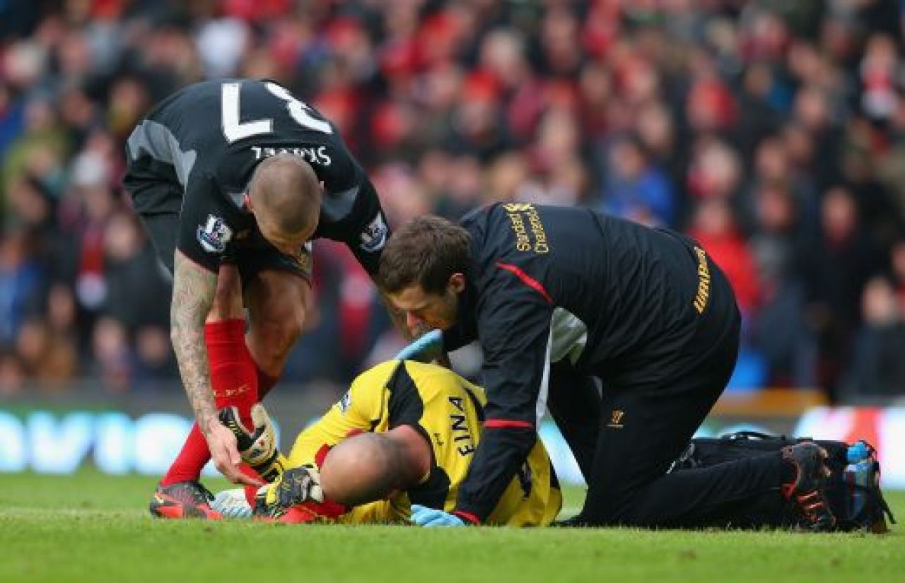 Galeria Zilei: United defileaza spre titlu! Ferguson a tremurat in fata lui Liverpool pentru un final nebun! CLICK AICI PENTRU FOTO:_2