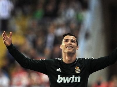TRANSFER MARKET | Galata a mai reusit un transfer BOMBA! Drogba a semnat cu echipa turca! Cati bani va incasa:_13