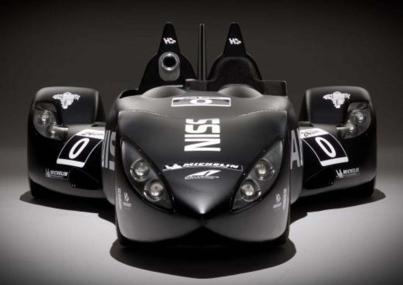 Jocurile cu masini nu-i mai intereseaza. Vezi ce „avion” piloteaza acum castigatorii GT Academy!_9