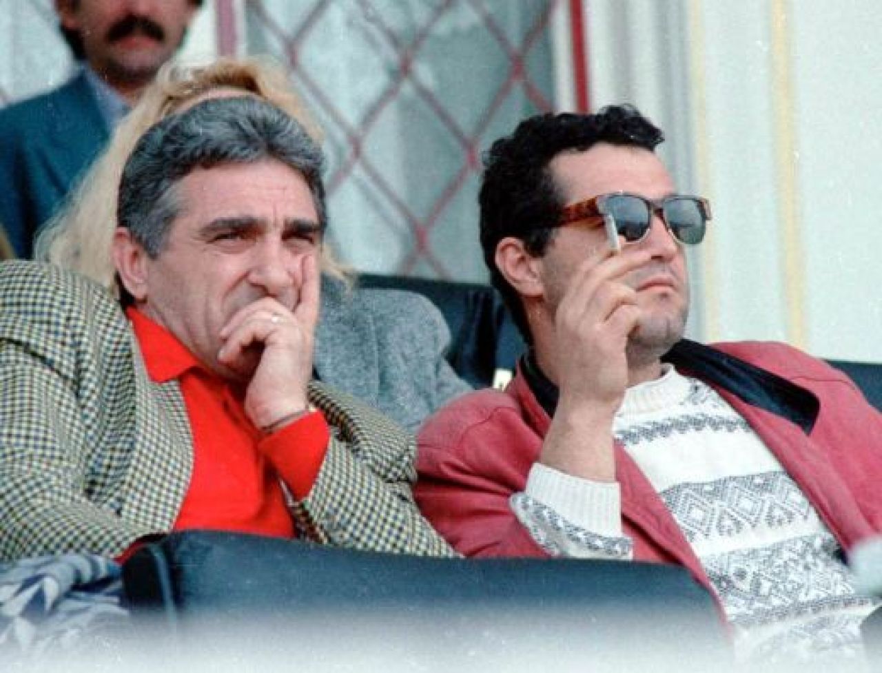 DOSARELE GIGI | Becali alearga cu teancul de bani dupa jucatori pe strada: