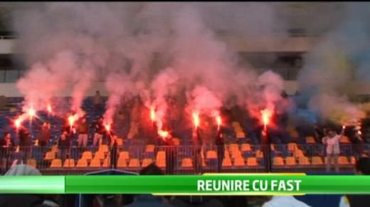VIDEO Fanii Petrolului au facut SHOW la reunirea lotului! Bokila, ABSENT nemotivat! Cine il FURA de la Ploiesti: