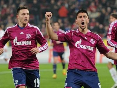 GOOOOL Messi! Nu, e MARICA! Suporterii lui Schalke au innebunit la golul MAGIC inscris de roman dupa o cursa superba! Vezi reusita cu care a distrus-o pe Hannover: