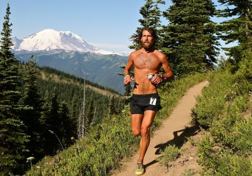 Cursa lui incepe dimineata si se termina noaptea tarziu: A castigat TOT ce se putea castiga! Detine un record SUPRAOMENESC:_2