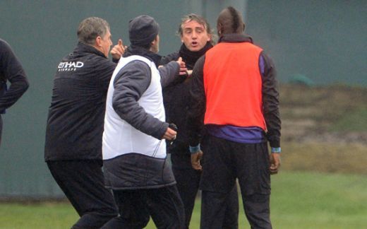 Galeria zilei: Mancini PLANGE dupa 'copilul lui'!
