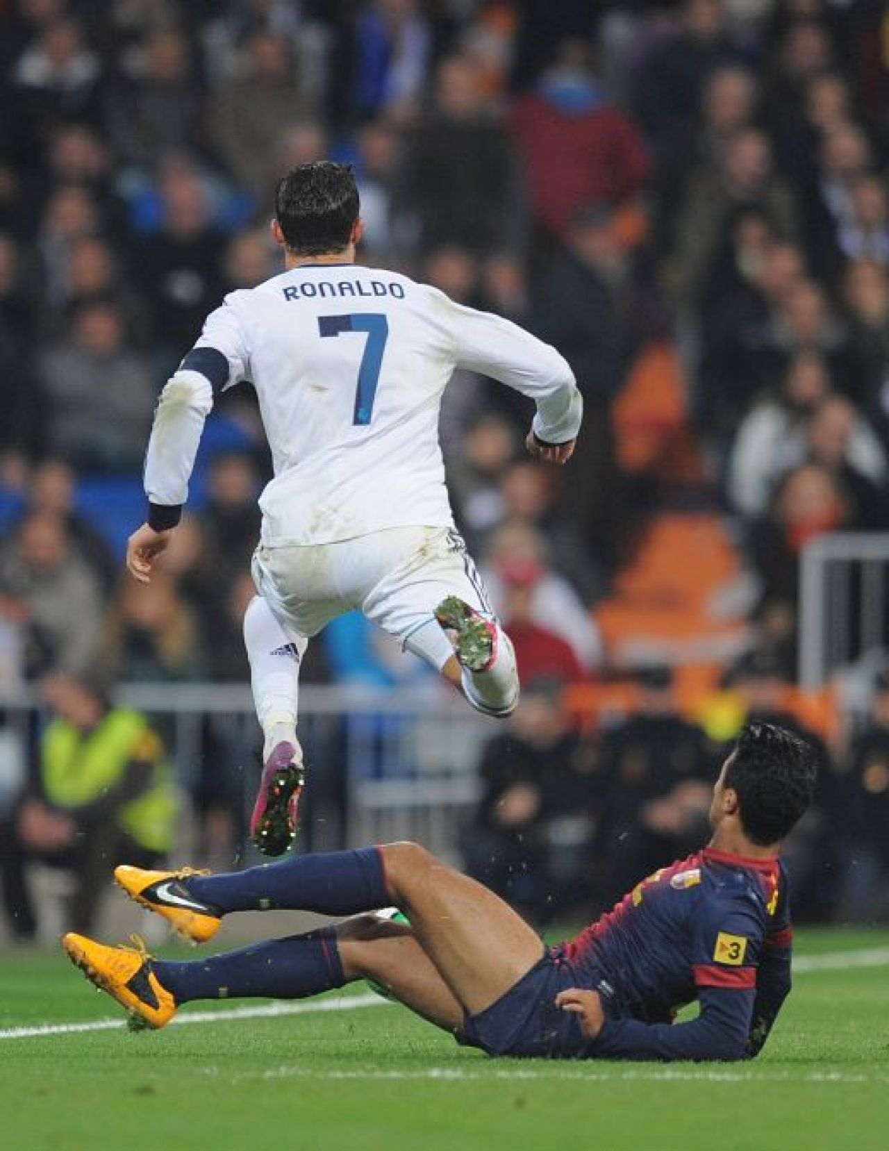 Galeria Zilei: Scene INCREDIBILE pe Bernabeu! Messi s-a BESTIALIZAT in fata rivalilor: