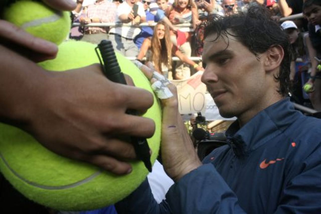 GALERIE FOTO: Nadal a revenit cu VICTORIE dupa 7 luni: