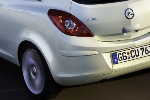 FOTO Pe urmele lui Adam! Asa arata noua Opel Corsa! Primele informatii si data lansarii:_7