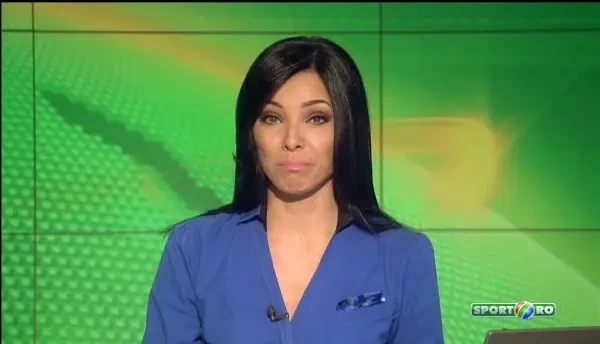 Torta Olimpica a facut turul Bucurestiului! Marii campioni ai Romaniei au purtat-o timp de 4 ore! VIDEO