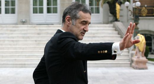 E negru, n-are ce cauta la Steaua! Inca o UMILINTA ISTORICA pentru Becali! Ce veste a primit din Olanda dupa aflarea sentintei