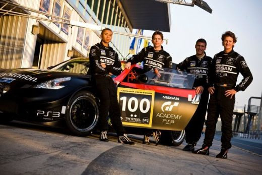 Asa ceva nu s-a mai vazut in sporturile cu motor! Au fost refuzati in concurs pentru ca sunt prea rapizi!