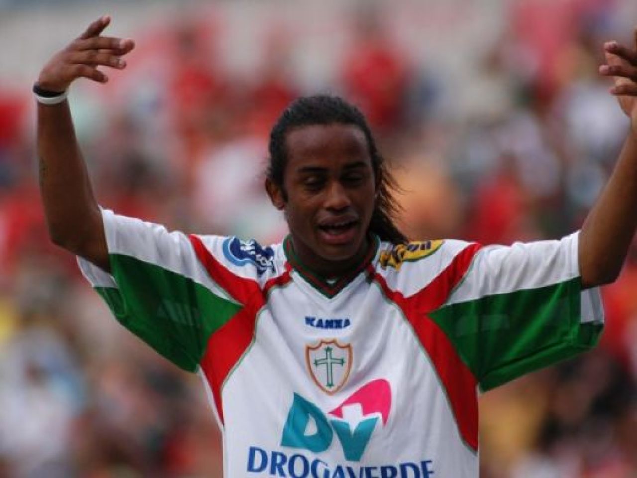 Transferul FABULOS de care n-a stiut NIMENI: SOSIA lui Ronaldinho a ajuns gratis in Liga I sa uite noptile de betie! GENIUL de 7 mil care si-a batut joc de locul la Man United_4