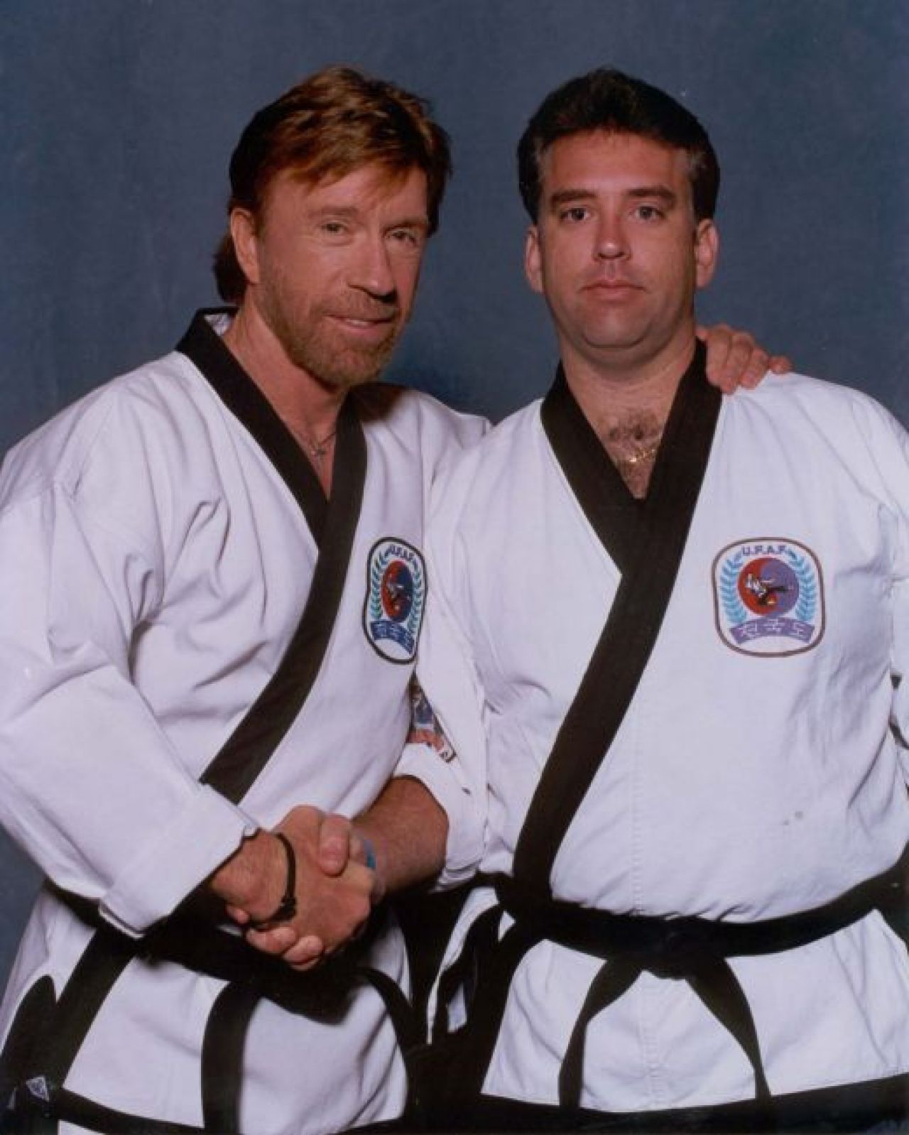 Cand era la scoala isi lua suturi in fund. Dupa ce a crescut a devenit Chuck Norris! 5 amanunte care te vor face sa il RESPECTI:_1