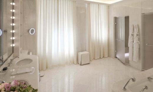 Beckham sta 5 luni in cel mai tare hotel din Europa: A costat 17.000 PE NOAPTE! E un apartament IMPERIAL de care te vei indragosti: FOTO_7