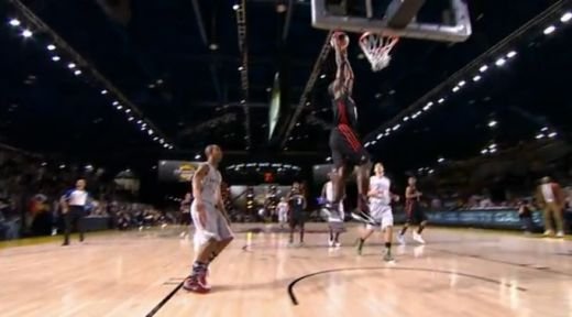 Usain Bolt e GENIAL: A reusit un SUPER DUNK care i-a lasat masca pe jucatorii din NBA! Nici nu s-a fortat: VIDEO