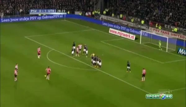 Mertens inscrie pentru PSV