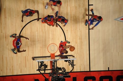 Galeria Zilei: Vest vs. Est in All Star Game! SHOW total: Vestul a castigat dupa un meci nebun, intre cele mai tari vedete din NBA CLICK AICI pentru FOTO:_4