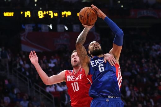 Galeria Zilei: Vest vs. Est in All Star Game! SHOW total: Vestul a castigat dupa un meci nebun, intre cele mai tari vedete din NBA CLICK AICI pentru FOTO:_6