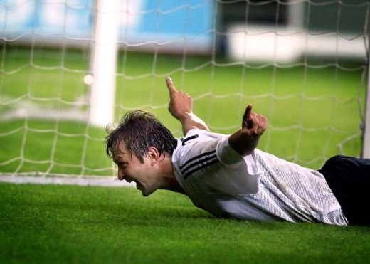 Un zeu isi anunta RETRAGEREA din fotbal: 