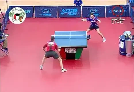 Schimb NEBUN de lovituri la un meci de ping pong! Lovitura senzationala care a ridicat in picioare publicul: VIDEO