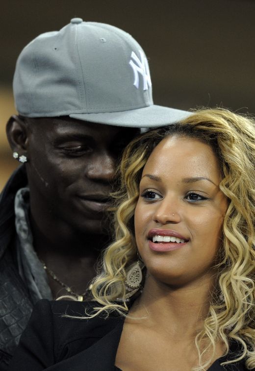 Galeria Zilei: Mayasii au avut dreptate! Apocalipsa a venit la Barcelona: DIAVOLII Boateng si Muntari au ucis sperantele catalanilor! SUPER FOTO de pe San Siro:_1