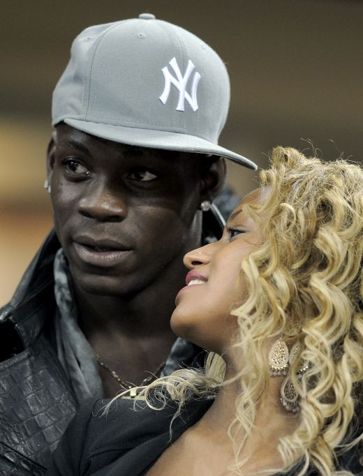 Galeria Zilei: Mayasii au avut dreptate! Apocalipsa a venit la Barcelona: DIAVOLII Boateng si Muntari au ucis sperantele catalanilor! SUPER FOTO de pe San Siro:_11