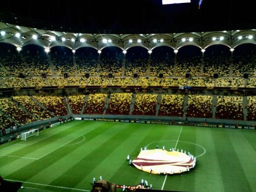 LIVEBLOG Nebunie, magie, CA-LI-FI-CA-RE! National Arena a trait inca o seara de poveste! Sa vina Chelsea! UPDATE | Fanii Stelei s-au strans la Universitate: FOTO_8