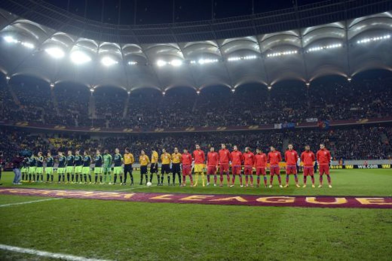 LIVEBLOG Nebunie, magie, CA-LI-FI-CA-RE! National Arena a trait inca o seara de poveste! Sa vina Chelsea! UPDATE | Fanii Stelei s-au strans la Universitate: FOTO_20