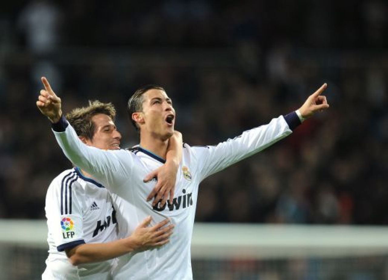 Poza NEMAIVAZUTA din casa lui Ronaldo! Nici cei mai mari sustinatori nu-l mai pot apara dupa faza asta! Este CR7 cocalarul perfect?_1