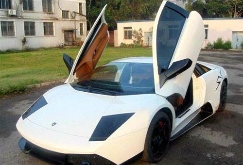 Chinezii chiar copiaza orice! De acum oricine isi permite un Lamborghini! Replica INCREDIBILA! FOTO:_2