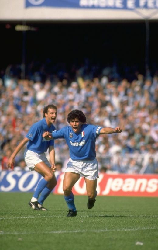Galeria Zilei: Intoarcerea REGELUI! Maradona isi risca LIBERTATEA pentru a se intoarce la Napoli! Italienii il AUDIAZA in aceste momente:_2