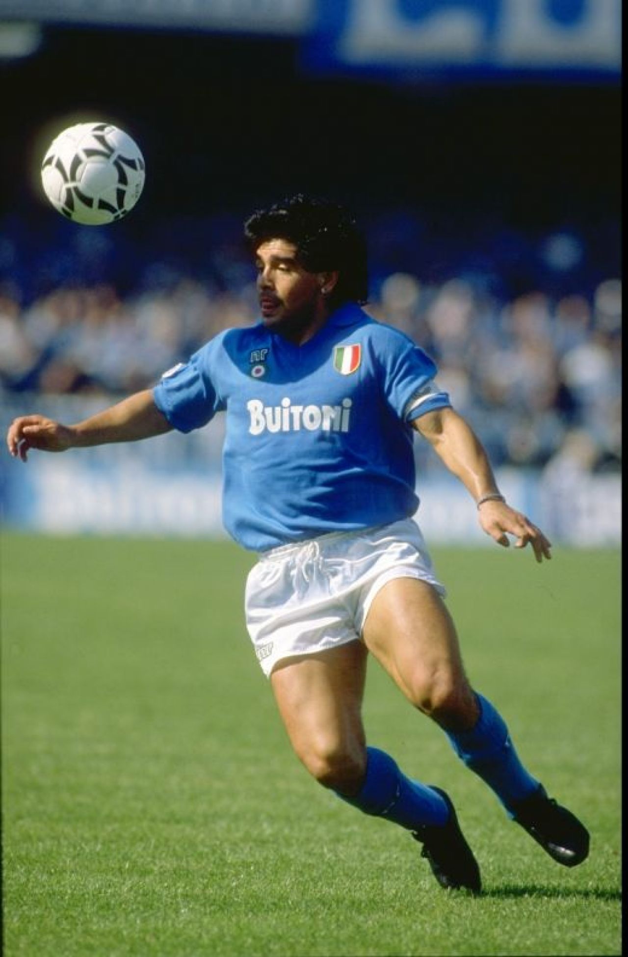 Galeria Zilei: Intoarcerea REGELUI! Maradona isi risca LIBERTATEA pentru a se intoarce la Napoli! Italienii il AUDIAZA in aceste momente:_3